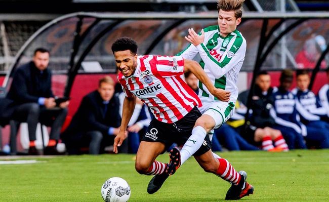 其中5次射 其中5次射